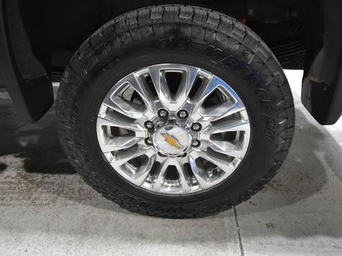 Used 2023 Chevrolet Silverado 3500 High Country w/ Z71 Off-Road Package AWD/4WD image 63