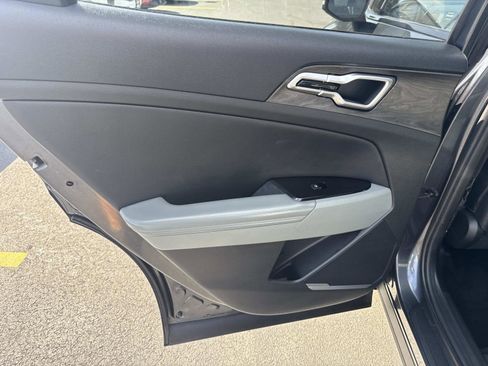 Used 2023 Kia Sportage X-Line w/ X-Line Premium Package image 17