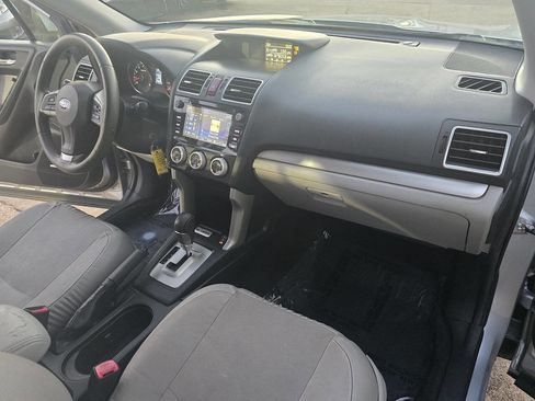Used 2016 Subaru Forester 2.5i Limited image 30