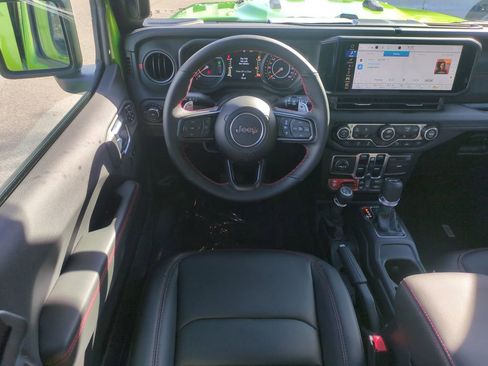 New 2026 Jeep Wrangler Unlimited Rubicon 392 w/ Quick Order Package 27X Moab AWD/4WD image 18