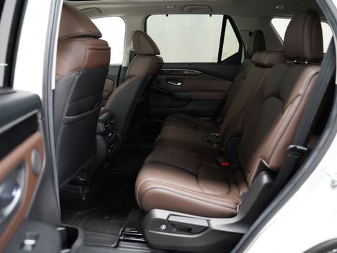 Used 2025 Honda Pilot Elite image 5