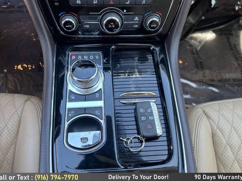 Used 2016 Jaguar XJ L Portfolio RWD image 19