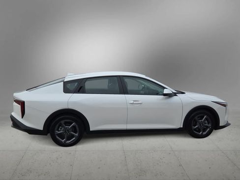 Used 2025 Kia K4 FWD image 9