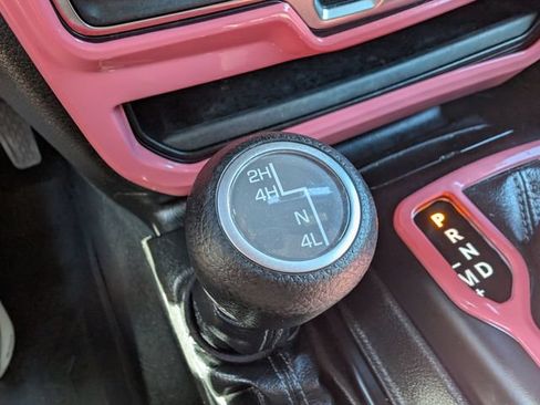 Used 2024 Jeep Wrangler Unlimited Sport AWD/4WD image 26