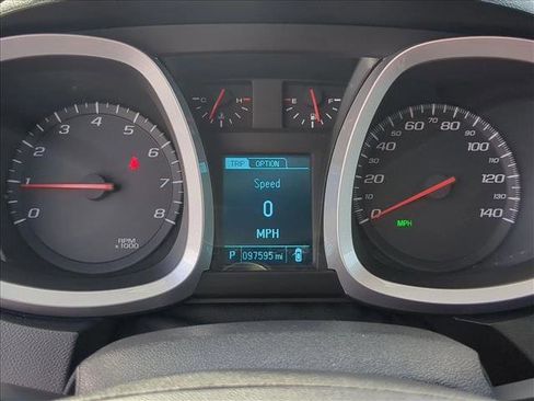 Used 2017 Chevrolet Equinox Premier w/ Enhanced Convenience Package FWD image 18