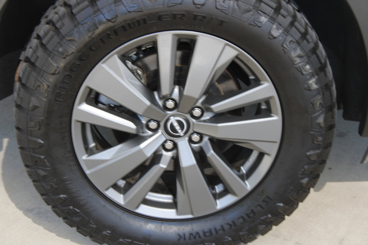 Used 2023 Nissan Pathfinder SV AWD/4WD image 8