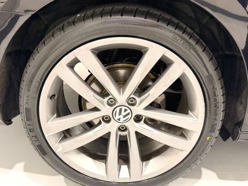 Used 2017 Volkswagen Passat 1.8T R-Line FWD image 14