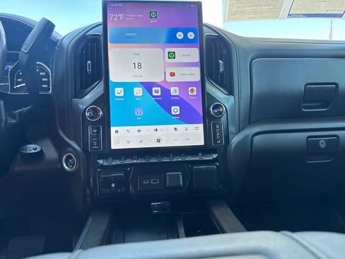 Used 2020 GMC Sierra 2500 SLT w/ Technology Package RWD image 18