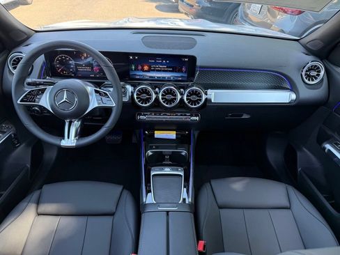 New 2026 Mercedes-Benz GLB 250 image 11