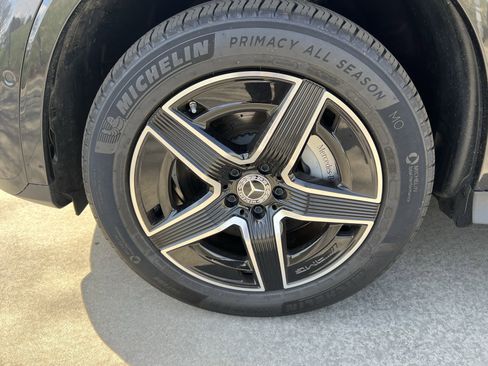 Certified 2025 Mercedes-Benz GLC 300 300 image 13