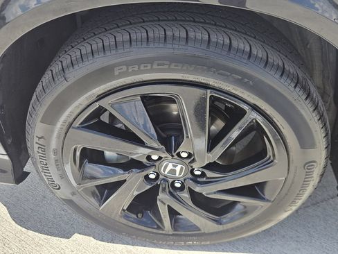 Certified 2021 Honda HR-V Sport image 10