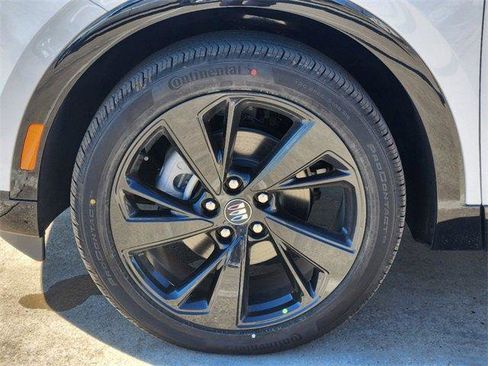 New 2025 Buick Envision Sport Touring image 7