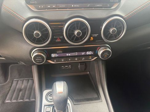 Used 2022 Nissan Sentra SR FWD image 22