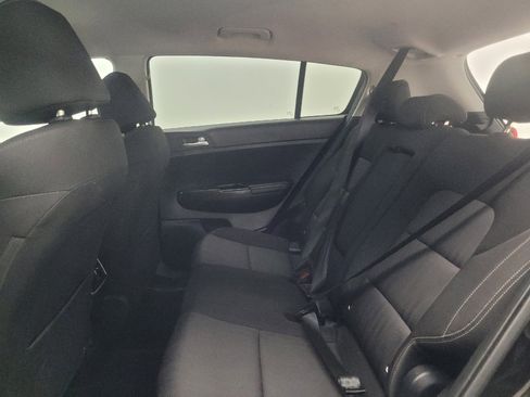 Used 2019 Kia Sportage LX FWD image 18