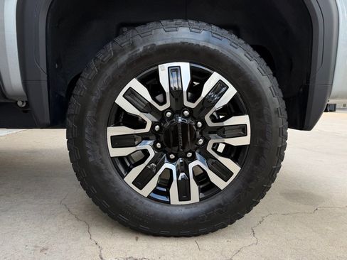 Used 2024 GMC Sierra 2500 Denali Ultimate image 30