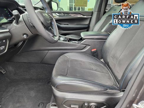 Used 2023 Jeep Grand Cherokee Trailhawk w/ Advanced Protech Group II AWD/4WD image 30