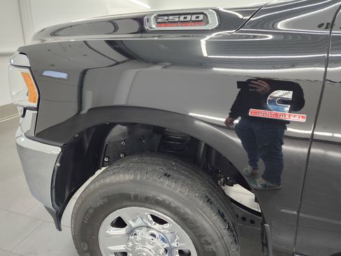 Used 2023 RAM 2500 Tradesman image 31