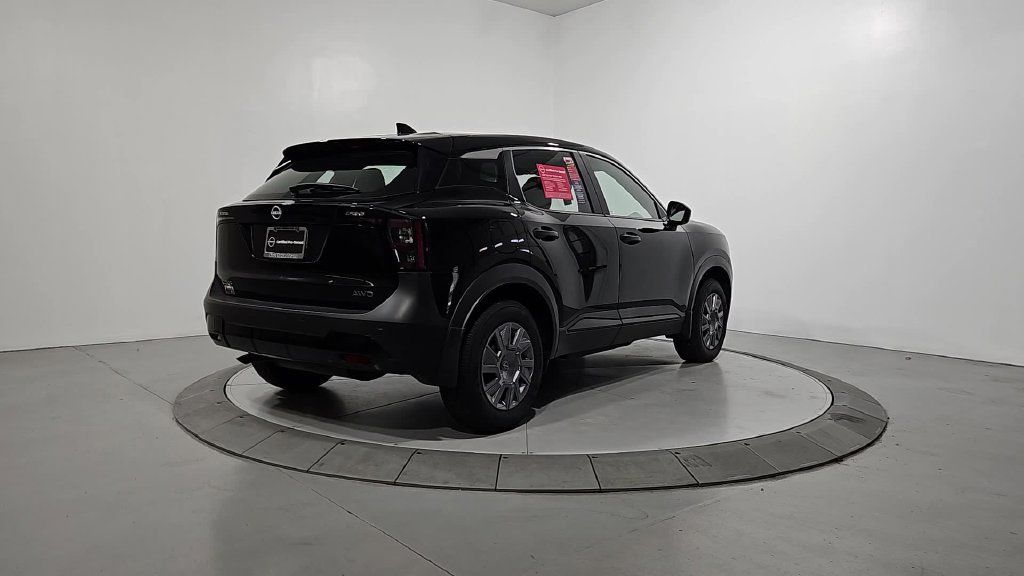 Certified 2025 Nissan Kicks S AWD/4WD image 6
