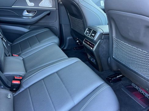 Certified 2024 Mercedes-Benz GLS 450 4MATIC image 34
