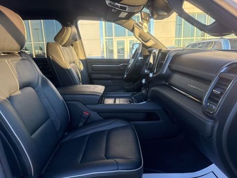 Used 2024 RAM 1500 Limited AWD/4WD image 17