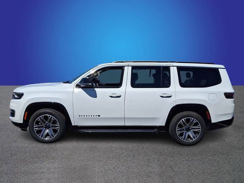 Used 2024 Jeep Wagoneer 4WD w/ Premium Group I image 7