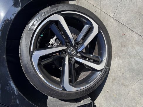 Used 2021 Honda Accord Sport image 9