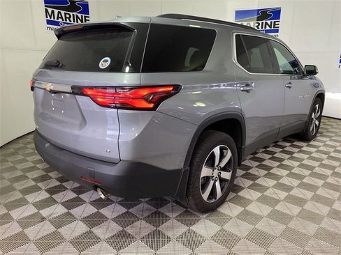 Used 2023 Chevrolet Traverse LT w/ LT Premium Package image 16