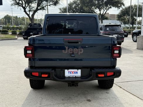 Used 2025 Jeep Gladiator Mojave image 6