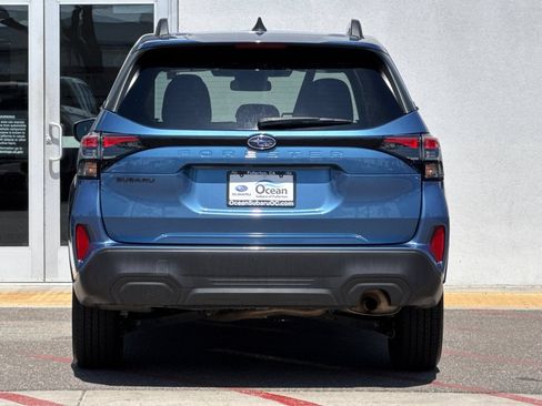 Used 2025 Subaru Forester Premium AWD/4WD image 8