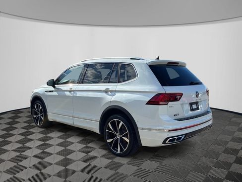 Used 2024 Volkswagen Tiguan SEL R-Line AWD/4WD image 5