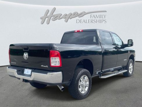 Used 2024 RAM 2500 Big Horn AWD/4WD image 3