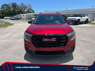 Used 2024 GMC Terrain SLT w/ Tech Package FWD video 2