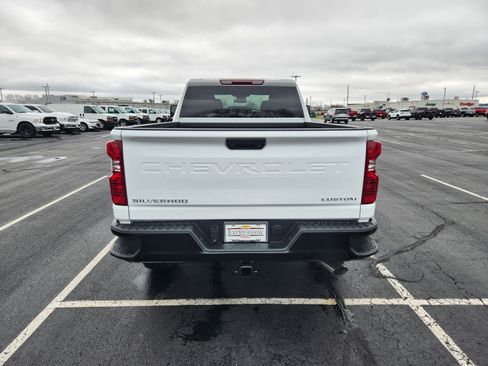 New 2026 Chevrolet Silverado 2500 Custom image 4