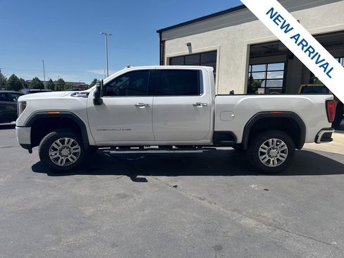 Used 2021 GMC Sierra 2500 Denali w/ Denali Ultimate Package AWD/4WD image 4