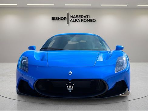 Used 2022 Maserati MC20 Coupe image 3