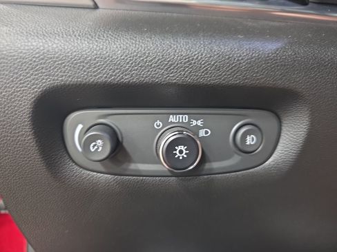 Used 2019 Chevrolet Traverse LT w/ LT Premium Package AWD/4WD image 25