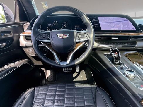 Certified 2023 Cadillac Escalade Sport Platinum AWD/4WD image 5