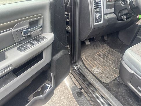 Used 2017 RAM 1500 Big Horn AWD/4WD image 19