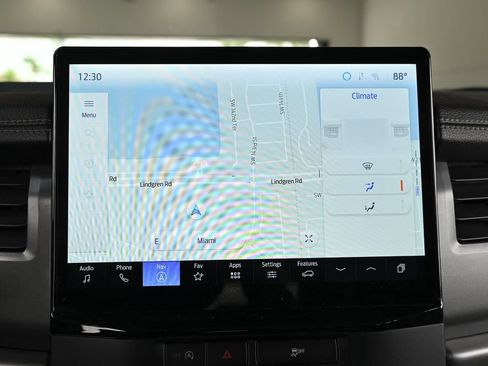Used 2024 Ford Expedition XLT RWD image 25