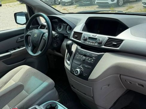 Used 2012 Honda Odyssey EX image 12