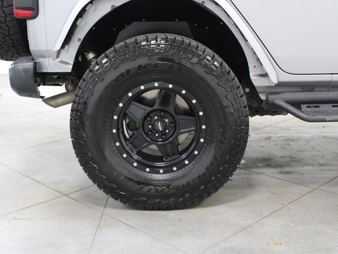 Used 2018 Jeep Wrangler Unlimited Rubicon w/ Steel Bumper Group AWD/4WD image 17