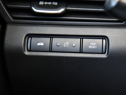 Used 2020 Nissan Altima 2.5 S FWD image 30
