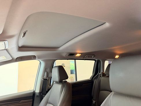 Used 2018 Honda Odyssey EX-L image 19