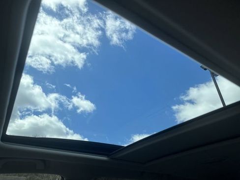 Used 2024 Subaru Forester Limited w/ Pop Package 2 image 18