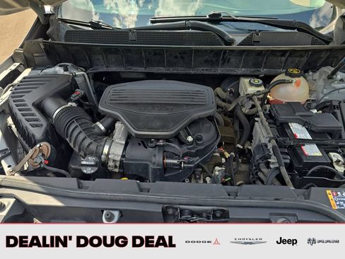 Used 2017 GMC Acadia SLT AWD/4WD image 22