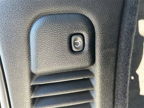 Used 2024 Dodge Durango GT image 16