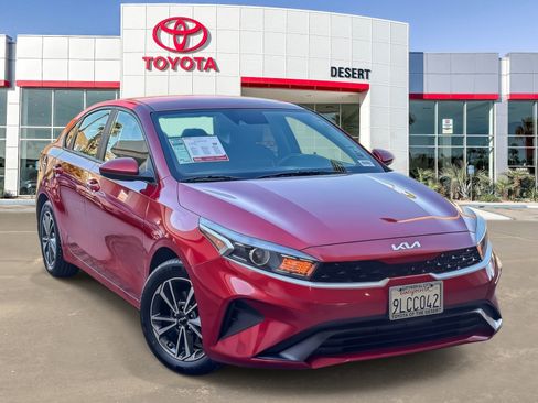 Used 2024 Kia Forte LXS FWD image 1