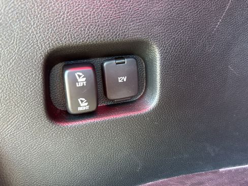 Used 2019 Ford Edge ST w/ Equipment Group 401A AWD/4WD image 19