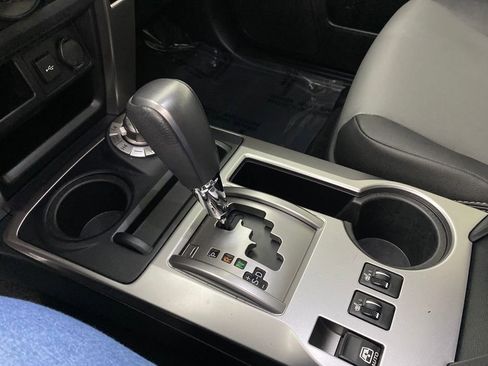 Certified 2024 Toyota 4Runner SR5 Premium image 28