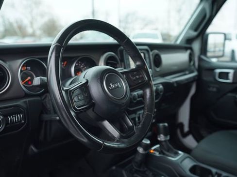Used 2020 Jeep Wrangler Unlimited Sport S image 27